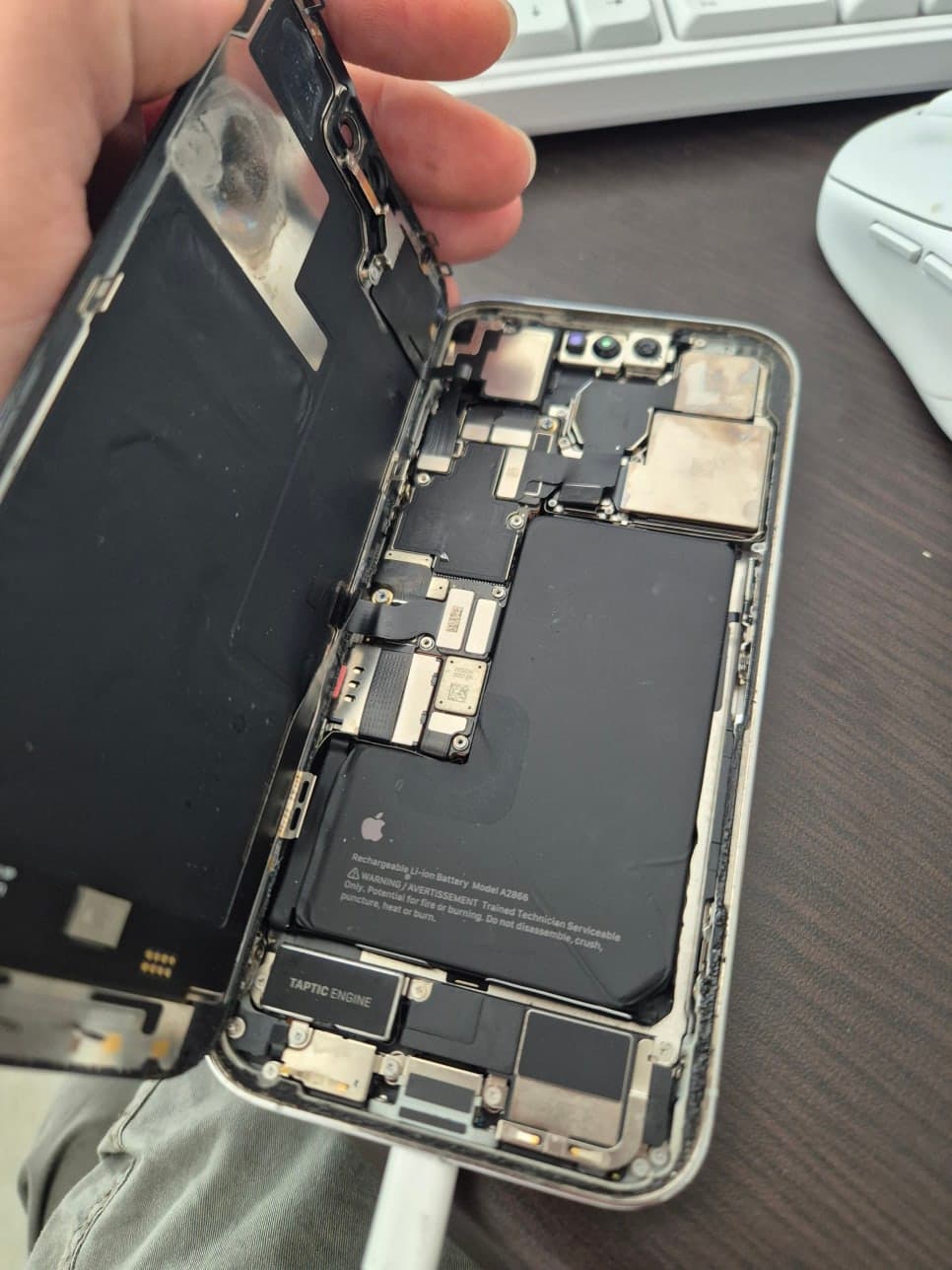 iPhone 14 Pro 침수 수리 수리 사진